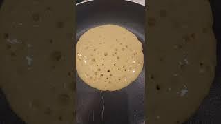 Moxog aan  pancakes ama malawax aan kaaga sameeyay.  English Cassava.