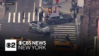 Police chase of suspect in stolen car ends with crash in Manhattan