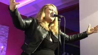 Alina -LIVE- "Mit Größe gehen" @Berlin Sep 23, 2014