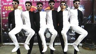 Optical Illusion Black and White Dance India by Skeleton Dance Crew