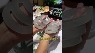 炎炎夏日，翡翠裏最受歡迎的品類居然是️#珠寶首飾 #手鐲 #翡翠 #玉石 #翡翠知识 #十玥珠寶翡翠 #十玥珠寶翡翠二號店 #十玥珠寶翡翠直播