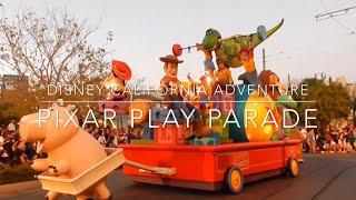 Pixar Play Parade Disney California Adventure 2016 | Bruna Salvioni