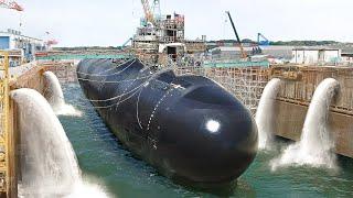 Crazy Process of Undocking US Nuclear Submarine From Shipyard After Millions $ Repairs