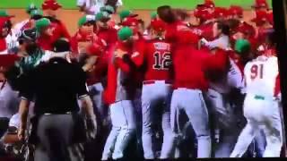 PELEA  MEXICO VS CANADA CLASICO MUNDIAL DE BEISBOL