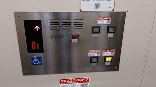 日本大通り駐車場　守谷エレベータ