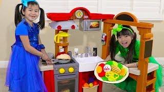 Jannie & Emma Pretend Play w/ Kitchen Restaurant Cooking Kids Toys