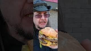 Dave's Big Double Deluxe Burger | Peppermint Stick Drive In #food #burger #burgerlovers