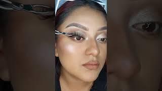 Te enseño cómo ponerte pestañas postizas  #pestañaspostizas #tutorial #makeup #beauty