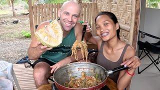 Teaching Travel Escapes How to Cook Filipino Pancit 