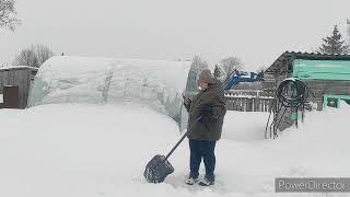 Снег.. Капуста на обед