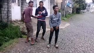 አዝግ ቀልድ እንዳያመልጣችሁ ተጋበዙልኝ