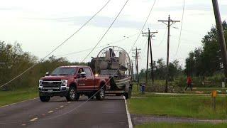 Laura blasts Gulf Coast with wind, damages homes