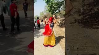 Aidi maar ke naachi | #public #dance #haryanvisong #pinkynatwariya #shorts #trending #khushibaliyan