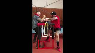 Armwrestling BADEN BISONS - POWERLIFTER der Kraftwerkstatt e.V. zu Besuch beim Training.