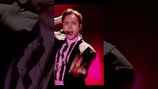 William Chan dancing in a suit is so hot  陈伟霆各种风格唱跳都能完美驾驭，跳舞太帅了！超有节奏感！西装跳舞绅士有型