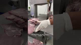 How Do They Cut Steak So Perfectly? #food #kingbeef #beefsteak #beef #meatfood #foodie #shorts
