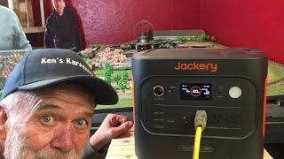 Jackery 2000 v2 Solar Generator