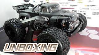 The Arrma Notorious 6s BLX in the V6 - Introduction [German]