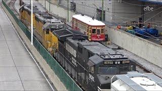 Long Freight Train at New Orleans Riverwalk | Union Pacific | 4K | 01/28/2017