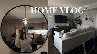 a cozy home vlog: work\life balance & decluttering the apartment