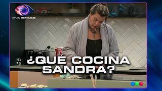 Sandra se despierta primero y prepara el almuerzo - Gran Hermano