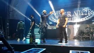 1  Reihe   Kollegah schlägt Fan auf der Bühne   Imperator Tour Leipzig Original