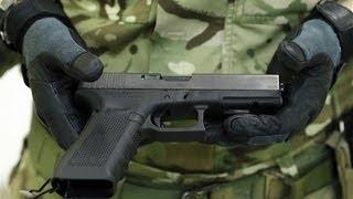 Glock 17 for the British Armed Forces - BBC News