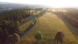 Karlštejn (lovecký zámeček) a jeho malebné okolí (Svratouch)