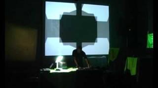 Labo Wonderful - Vu Nhat Tan's Noize and Beat performance (visuals by Discocactus)