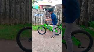 how to stoppie cycle tutorial in 17 Seconds subscribe for more  #viral #cyclestunt