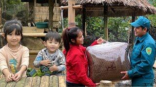 Happy to receive a warm gift from a kind policeman | Harvest cabbage to sell at the market