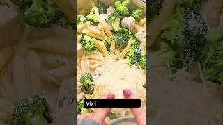 Chicken Broccoli Alfredo Pasta is an easy one pot meal ready in about 30 minutes!