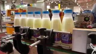 ERDA süt ve ayran etiketleme makinesi. ERDA milk labelling machine.