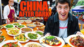 Chinese Street Food After Dark  SPICY “Fly Restaurant” Sichuan Food in Chengdu, China!