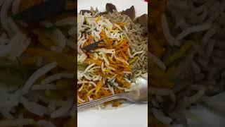 Rice with Spice Biryani #spicyfood #mzvlogs #foodstreet #shortsfeed #chickenrice #food #ytshorts