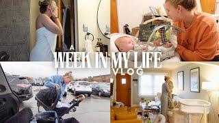 VLOG | traveling with a baby, date nights, getting back into the gym, Christmas decor & more!