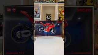 Display frame for LEGO Technic Ducati Panigale V4 S! #lego #rlfm #42202 #afol #technic #legotechnic