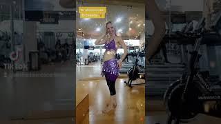 DANZA ÁRABE Shimmy con Camello CAPAS DE MOVIMIENTOS ¡COMENTA! si quieres que haga el TUTORIAL 