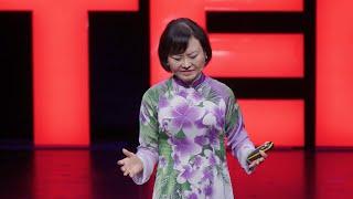 Choosing Forgiveness | Kim Phúc Phan Thị | TEDxVienna
