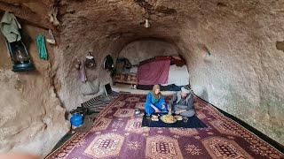 Organic Food cooking in the Cave | Afghanistan village life