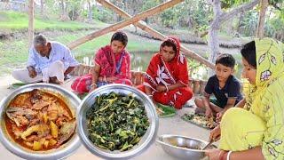 popi kitchen eating vetki macher  kaliya, susni shak vaja and hot rice