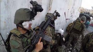 Philippine Army Light Reaction Regiment (LRR) during their assault in Marawi Siege