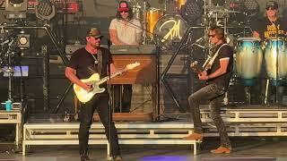 Lee Brice live in Chicago at the Windy City Smoke Out