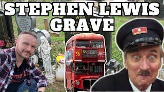 Stephen Lewis's Grave - Famous Graves - On The Buses, Last Of The Summer Wine.