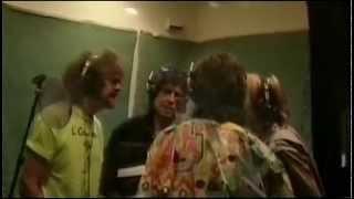 Traveling Wilburys   Tweeter And The Monkey Man  clip