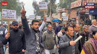 BJP के MLA और MP Protest में शामिल क्यों नहीं हो रहें है ? Ropeway के खिलाफ Reasi में प्रदर्शन