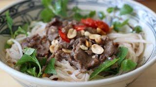 Sweet Sour PHO Noodle Salad (Phở trộn sốt me) | Helen's Recipes