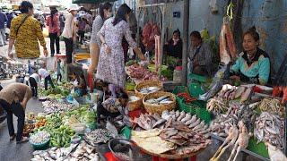 Phsa Samaki Morning Food Market Scene - Plenty River Fish, Fresh Vegetable, Beef, Pork & More Food