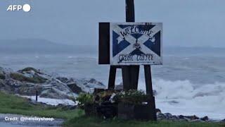 Maltempo, la tempesta Ashley si abbatte sul Regno Unito e sull'Irlanda