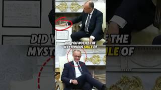 Did you notice the mysterious smile on Friedrich Merz’s face when he gave out gifts? -1#shorts#trump
